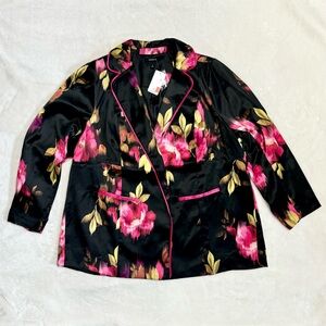 Torrid satin blazer • Womens 3x